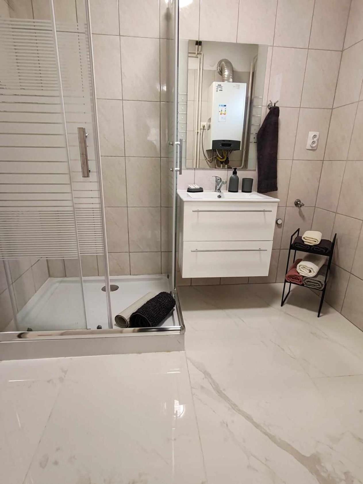 To Apartman Gunarasfuerdo Dombóvár Zewnętrze zdjęcie